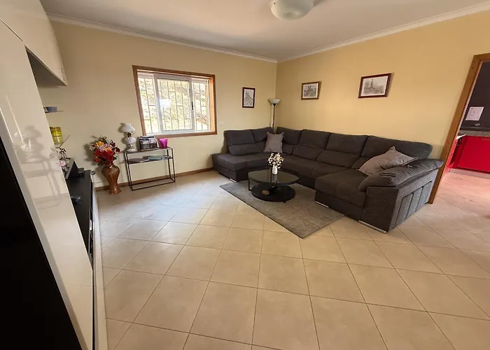 Cerca Do Casal Санту-Тирсу